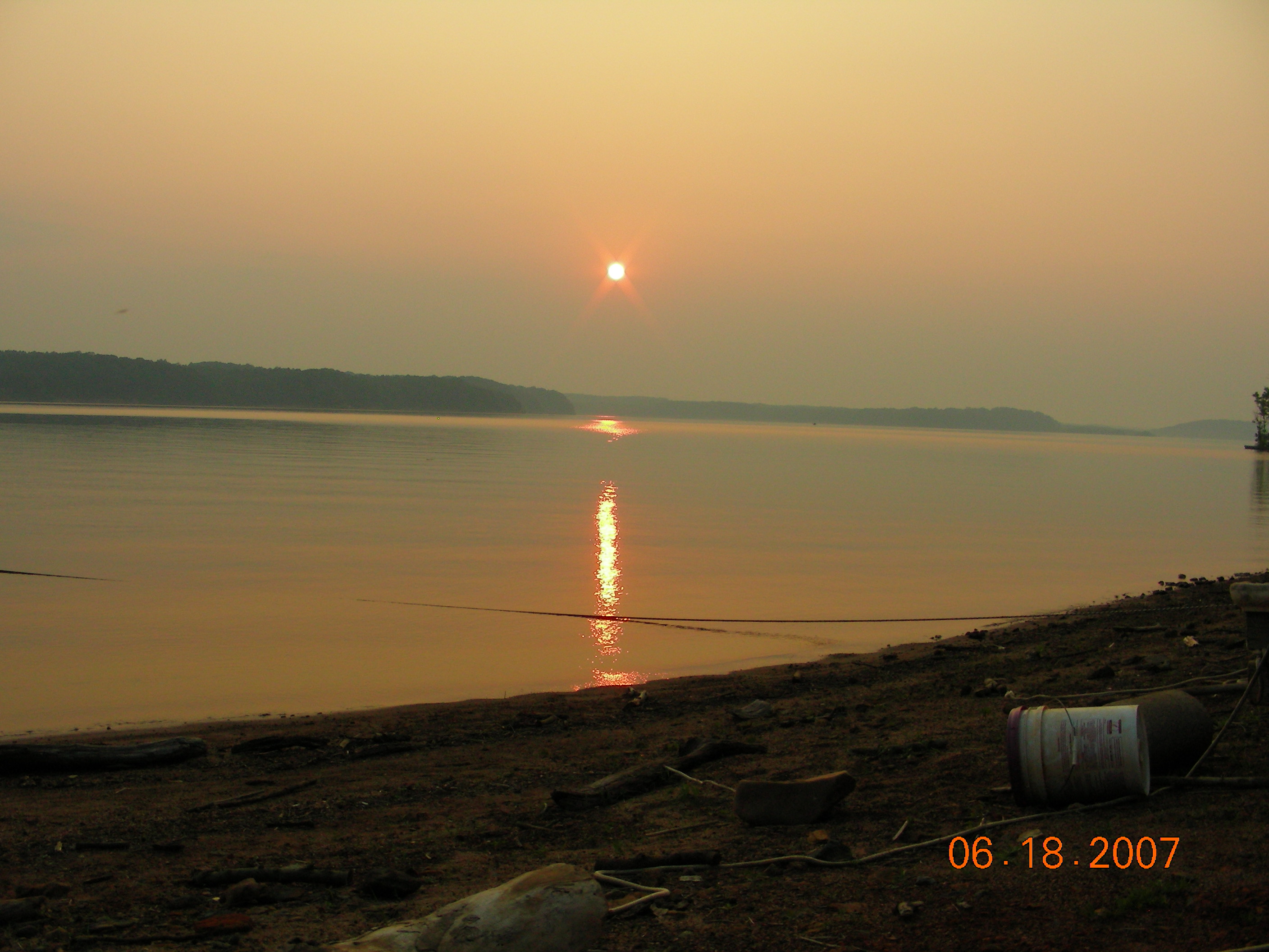 ./2007/Kerr Lake Eagles Nest/June18/DSCN1281.JPG